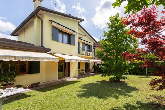 Casa Bifamiliare/Schiera in Vendita a Quarto d'Altino